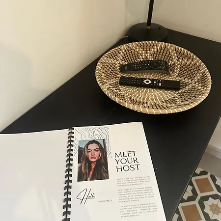 Dahlia - Modern Townhouse * Paola