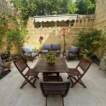 Appartamento Dahlia - Modern Townhouse *