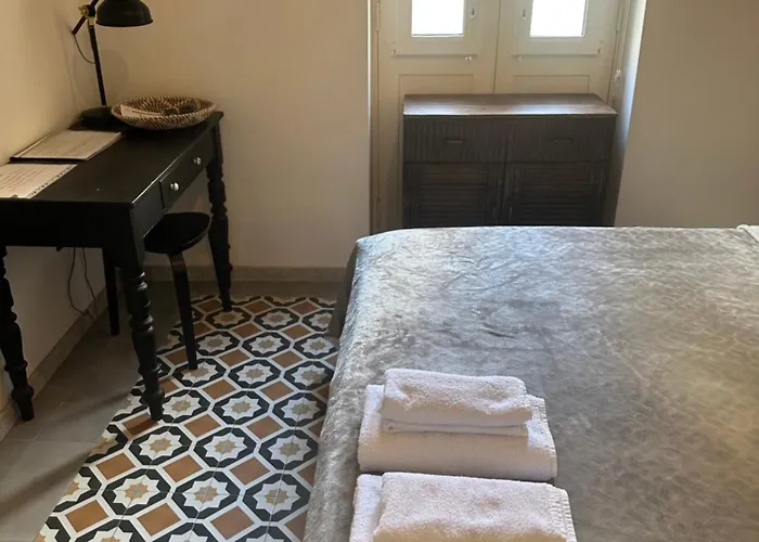 Dahlia - Modern Townhouse Paola